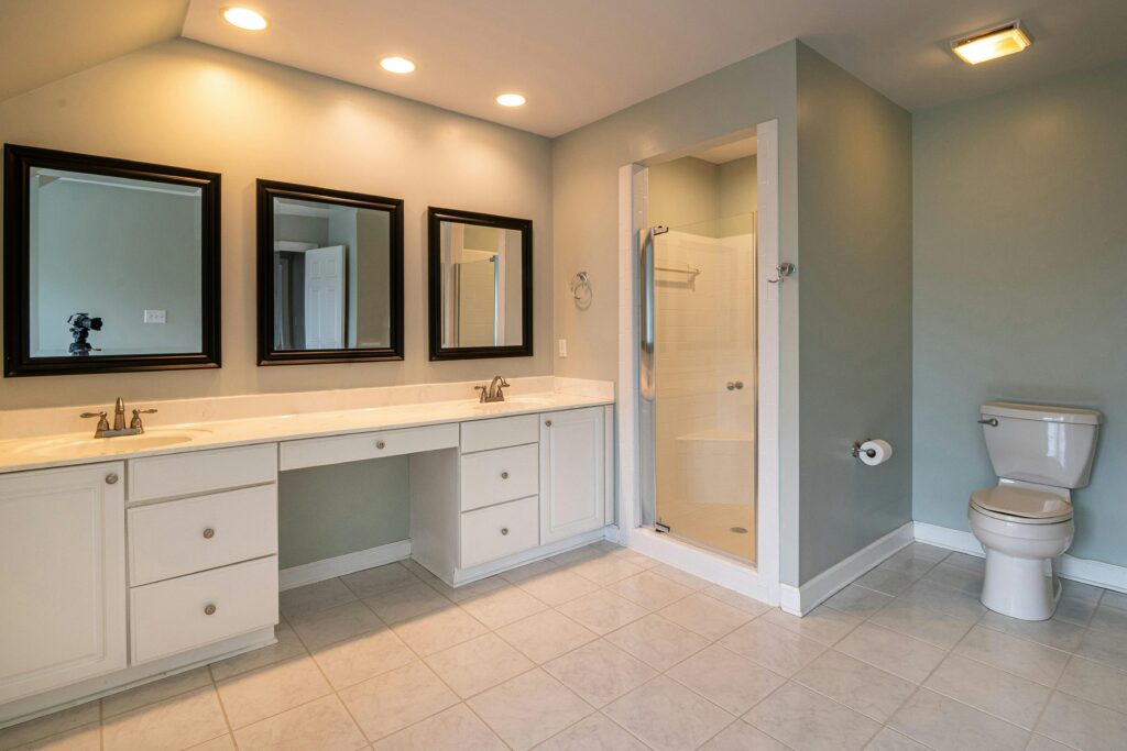 Bathroom2